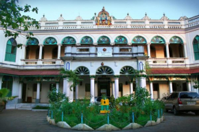Гостиница Chettinadu Mansion – An Authentic Heritage Palace  Канадукатан